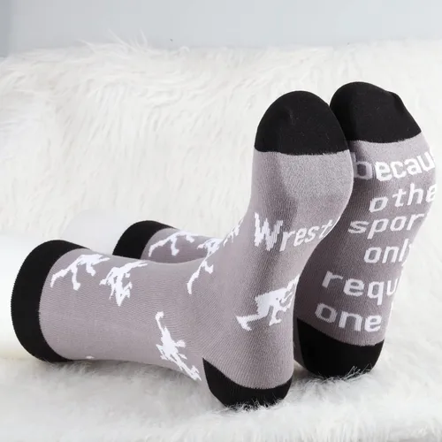 Miniatura 6 de MBMSO 2 pares de calcetines de lucha libre, regalos de luchador, calcetines de lucha libre porque otros deportes solo requieren calcetines de una