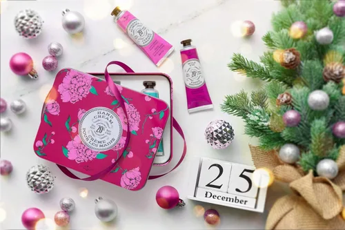 Miniatura 4 de La Chatelaine Set de regalo de crema de manos para mujeres, loción de manos para manos secas y agrietadas, tamaño de viaje, crema de manos natural