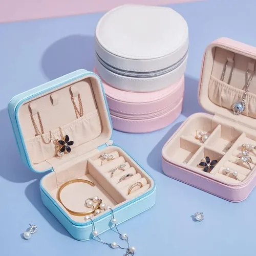 Miniatura 5 de NuAngela Joyero pequeño organizador de bolsas de joyería de viaje de piel sintética, soporte portátil para mujeres, collares, aretes, anillos