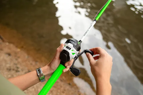 Miniatura 11 de Zebco Roam - Combo de caña de pescar telescópica y carrete de pesca giratorio o spincast, caña de fibra de vidrio duradera de 6 pies con mango