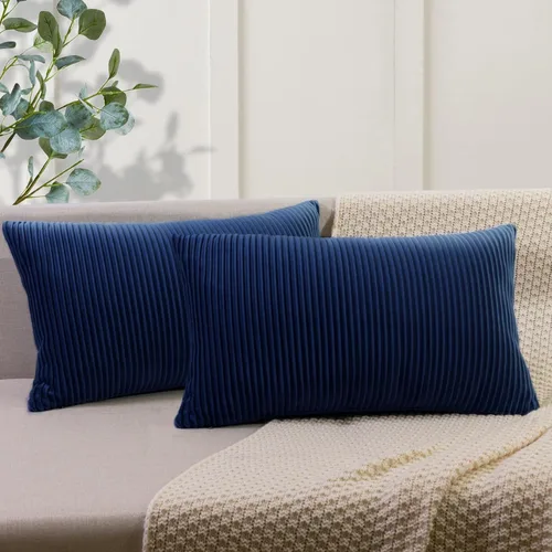 Miniatura 22 de YCOLL Juego de 2 fundas de almohada beige de 18 x 18 pulgadas, patrón de rayas de terciopelo, almohadas suaves para decoración del hogar, fundas