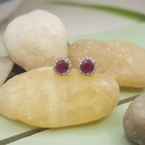Miniatura 4 de Dazzlingrock Collection Aretes tipo dormilona con forma de círculo de diamantes blancos y piedras preciosas de 0.14 pulgadas cada uno para mujer