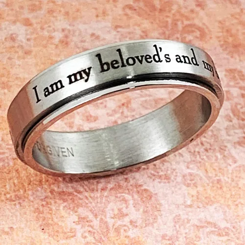 Miniatura 2 de Anillo giratorio de acero inoxidable con texto en hebreo, I am my amed.