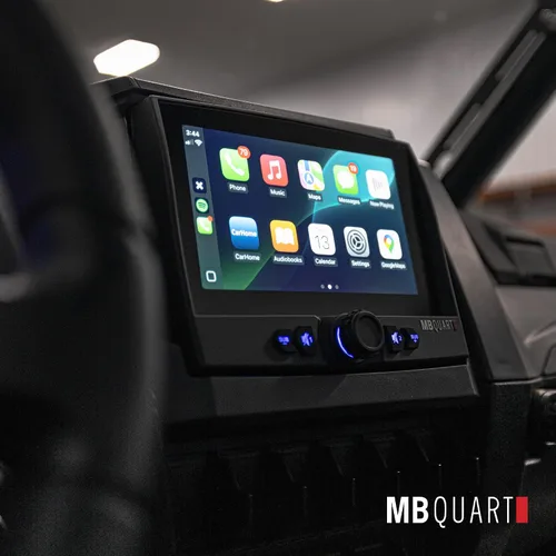 Miniatura 8 de MB Quart Sistema de audio de doble zona estéreo de coche con pantalla táctil portátil para barco y UTV, negro