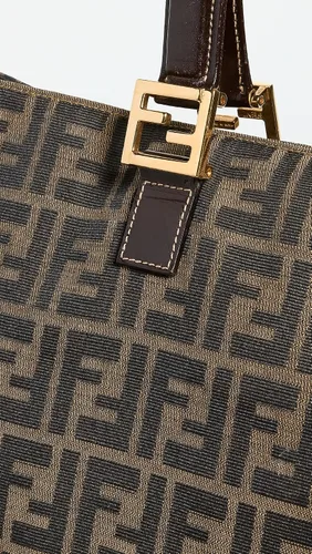 Miniatura 4 de FENDI Women's Pre-Loved Ff Top Handle Tote Zucca