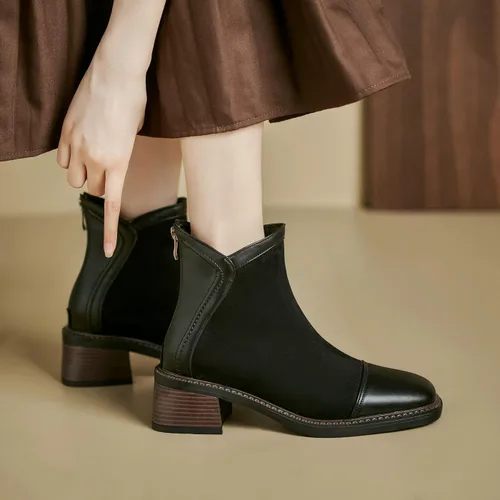 Miniatura 5 de UniqueStride Botas de tobillo vintage para mujer, punta cuadrada, tacón bajo, botas de moda de gamuza con tacón grueso
