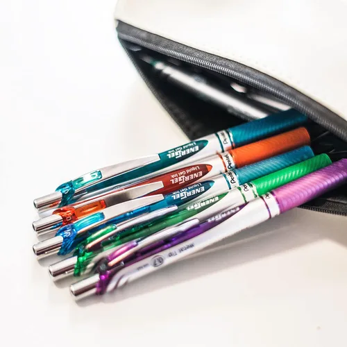 Miniatura 8 de Pentel EnerGel Pearl RTX, 0.028 in, tinta negra, caja de 12 (BL77PWP-A)
