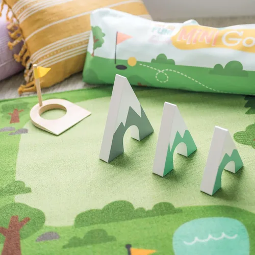 Miniatura 7 de MindWare Oh So Fun! Juego de minigolf - Juego de golf para niños para interiores y exteriores con 7 obstáculos para la experiencia de golf
