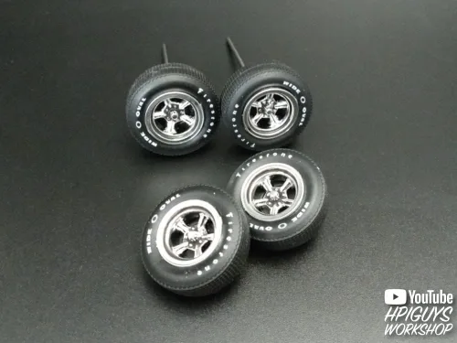 Miniatura 9 de AMT 1966 Ford Mustang Fastback 2+2 - Kit para modelo de escala 1:25