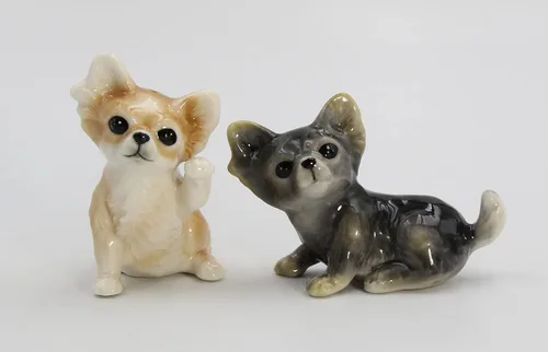 Juego de salero y pimentero de cerámica de porcelana fina para perros Chihuahua, 3-1/2 pulgadas de largo