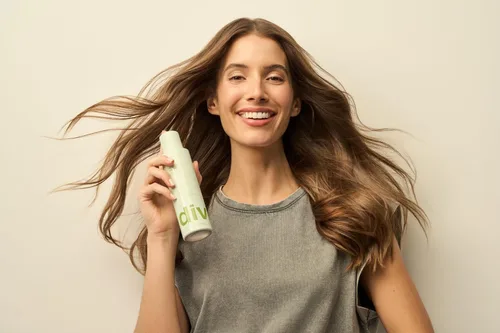 Miniatura 3 de Divi Champú seco en aerosol tamaño de viaje, formulado para absorber aceite, equilibrar el cuero cabelludo y extender el tiempo entre lavados, libre