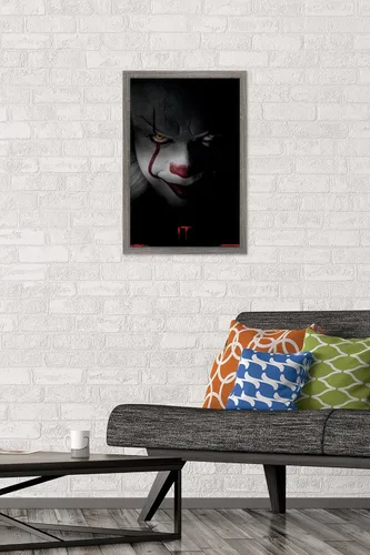 Miniatura 2 de Trends International IT-Pennywise - Póster de pared, 14.725 x 22.375 pulgadas, versión enmarcada de madera de granero