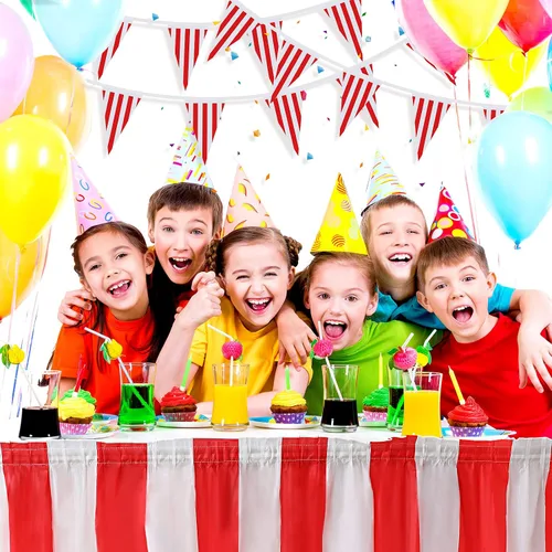 Miniatura 6 de Tegeme Paquete de 15 faldas de mesa de carnaval a rayas rojas y blancas, 165 x 30 pulgadas, manteles desechables de carnaval con banderines a rayas