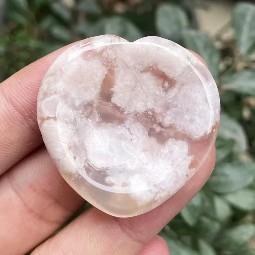 Miniatura 6 de Fekuar Piedra natural de flor de cerezo, ágata de cuarzo para el pulgar, tallada a mano, cristal curativo en forma de corazón, piedra para aliviar