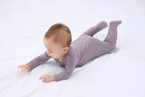 Miniatura 7 de GUISBY Pijama de rayón con pies para bebé con puños de manopla, mameluco suave de manga larga de 0 a 18 meses