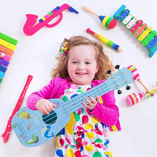 Miniatura 6 de YOLOPLUS+ Guitarra de juguete para niños de 17 pulgadas con 4 cuerdas, mini guitarra infantil, instrumentos musicales educativos, juguete de Azul