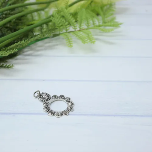 Miniatura 3 de Needzo Anillo de rosario de Nuestra Señora de Guadalupe, dije de bolsillo de Virgen María, regalo católico para seres queridos, 1.5 pulgadas