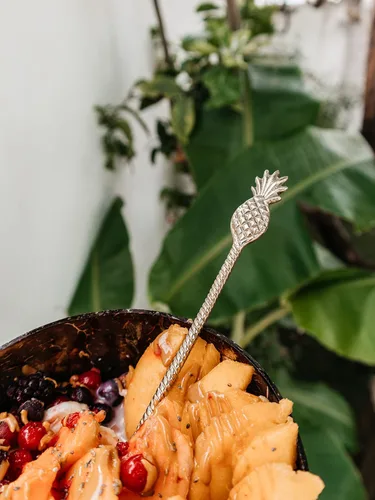 Miniatura 9 de SiennaFox Cucharas tropicales grandes de latón, tazón de licuados de postres dorados, mezclador de bebidas de cóctel, café helado, decoración