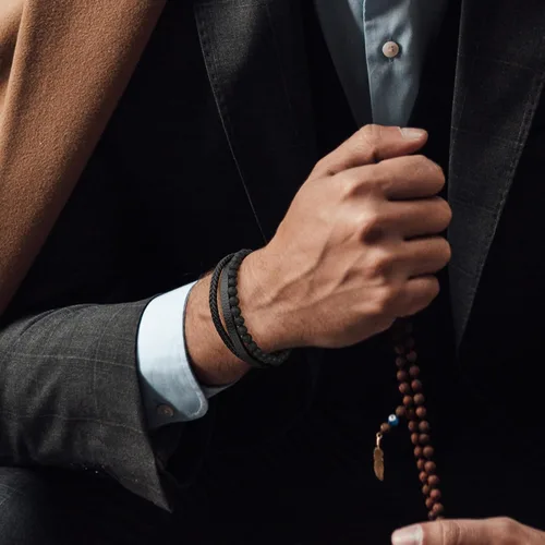 Miniatura 2 de Pulseras de cuentas de cuero en capas para hombres, pulseras de cuero trenzado con ojo de tigre y piedra de lava para hombres con cierre magnético