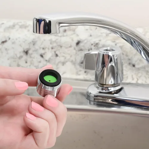Miniatura 8 de Danco 10485 Aireador de grifo de ahorro de agua extra de doble rosca, verde, 1.0 GPM, cromado