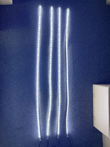 Miniatura 2 de NA Super Bright - Kit de 4 tiras de luces LED blancas puras de 6.5 pies, 4 enchufes DC12V intermitentes IP68, impermeables, luces de neón LED