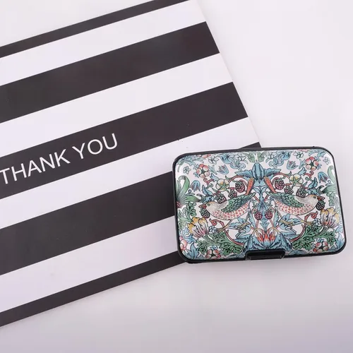 Miniatura 32 de Tarjetero de aluminio con bloqueo RFID para hombres y mujeres, elegante cartera de viaje con 7 ranuras, la mejor protección contra escaneos