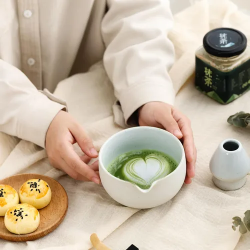 Miniatura 8 de Ochcahser Juego de té japonés, incluye cuenco de matcha con boquilla, soporte para batidor de matcha (chasen), 15.2 onzas hechas a mano de cerámica