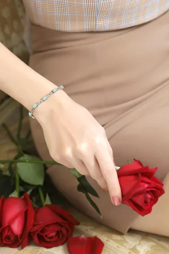 Miniatura 3 de Pulsera de plata de ley auténtica, creada o simulada con piedras preciosas ovaladas de corte ovalado para mujer