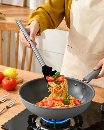 Miniatura 7 de Cuchara de espagueti y pinza para pasta con dientes de agarre y orificios de drenaje, cabezal de silicona antiadherente de 2 piezas con mango