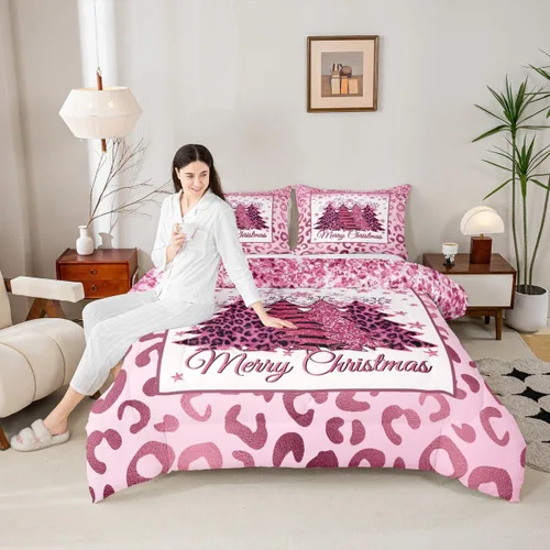 Miniatura 43 de Juego de edredón de Feliz Navidad para niños, tamaño twin, juego de ropa de cama de camión rojo árboles de pino copos de nieve, decoración