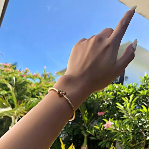 Miniatura 3 de FOCALOOK Pulseras de cadena de eslabones para mujer, pulseras personalizables, chapadas en oro de 18 quilates, pulsera con dije de bloqueo de cadena