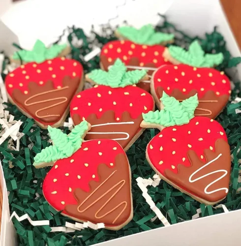 Miniatura 6 de Cortador de galletas de fresa, 3.5 pulgadas, fabricado en Estados Unidos por Ann Clark