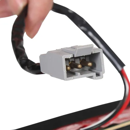 Miniatura 3 de ECOTRIC Tercera lámpara de carga de luz de freno compatible con Ford F250 F350 F450 F550/1993-2011 Ranger 3ª luz trasera transparente de montaje