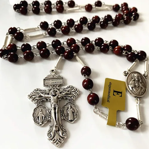 Miniatura 5 de Elegantmedical - Rosario de cuentas de sándalo rojo grande hecho a mano con rosario y cruz pardena, color plateado