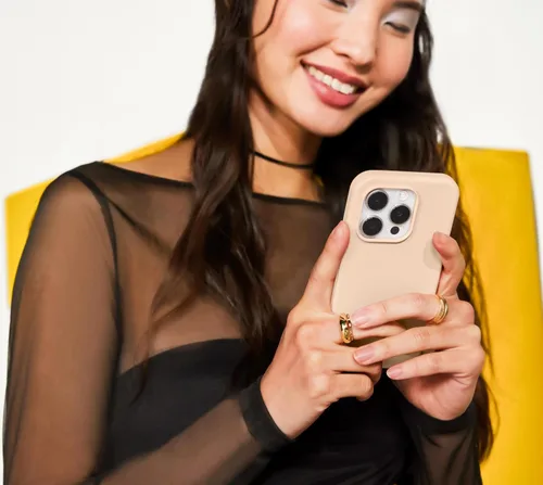 Miniatura 6 de OtterBox Funda Serie Symmetry+ para iPhone 16e, iPhone 15, iPhone 14 y iPhone 13 (SOLAMENTE), Se Acopla a MagSafe, Ultra-Elegante, Bordes Elevados