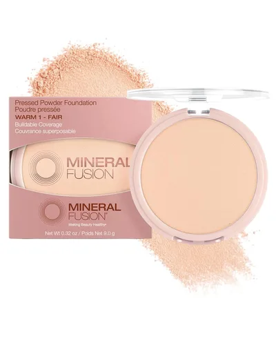 Miniatura 30 de Mineral Fusion Base de maquillaje en polvo prensado, Deep 1, piel media/bronceada con matices dorados, maquillaje de base que desafía la edad