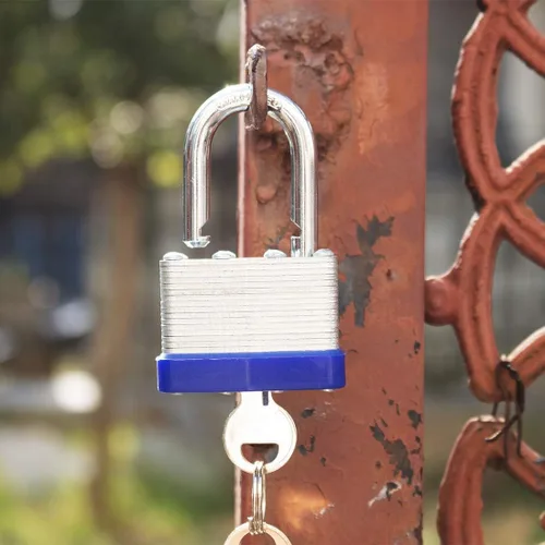 Miniatura 7 de Paquete de 4 candados de alta seguridad con las mismas llaves de 2.6 x 1.7 pulgadas, candado resistente con cerraduras de llave con las mismas