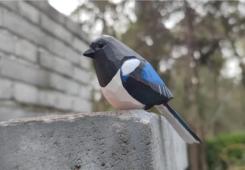 Miniatura 14 de Figura de pájaro de madera Azure Tit, tilo tallado a mano, marrón claro, decoración moderna para el hogar, regalo de pájaro