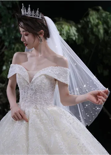 Miniatura 3 de AMAJIERUIZE Velo de novia corto de 2 niveles para mujer con peine de metal