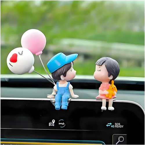 DXNQ Lindas decoraciones de tablero de automóvil para parejas, preciosas figuras de dibujos animados de besos, adorno de automóvil, material de