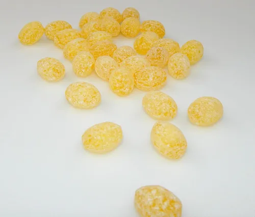 Miniatura 2 de Lemon Drops - Gotas de limón de caramelo duro - Gotas de limón con polvo de azúcar 1 libra (16 onzas) CandyKorner