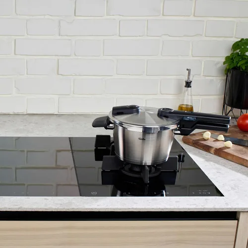 Miniatura 4 de Fissler Vitaquick - Olla a presión premium, 2.6 cuartos de galón con inserto de vapor y trípode
