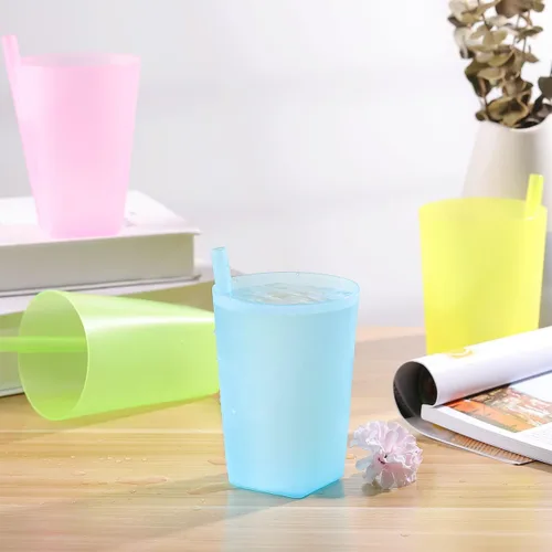 Miniatura 9 de EXCEART Vasos para sorber de color caramelo para niños, paquete de 4 vasos con pajita para niños pequeños, vasos de agua reutilizables de gran