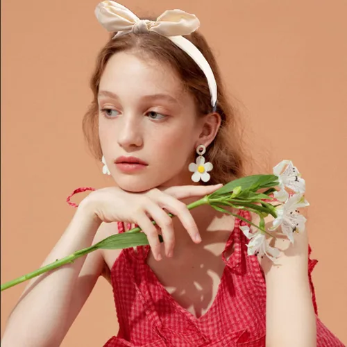 Miniatura 4 de Paquete de 6 diademas con lazo anudado para mujeres y niñas, bonitos accesorios para el cabello con nudos finos, adecuadas para niños de 8 a 12 años
