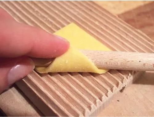 Miniatura 3 de Eppicotispai Garganelli y ñoquis Stripper con pala, madera de haya natural, marrón