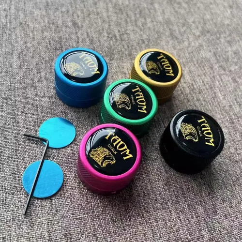 Miniatura 9 de TAOM - Soporte para tiza de billar, herramienta práctica redonda, accesorios de billar, mini estuche magnético para punta de tiza, contenedor