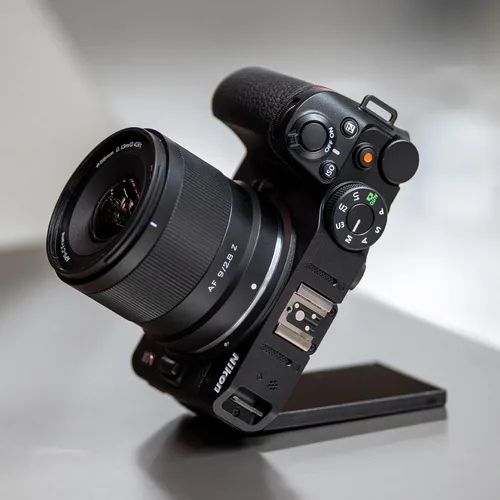 Miniatura 2 de VILTROX Lente Z F2.8 de 0.354 in para Nikon Z-Mount, enfoque automático ultra gran angular APS-C Prime Lente compatible con cámaras Nikon Z-Mount Z5