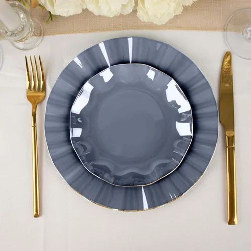 Miniatura 84 de Tableclothsfactory Paquete de 10 platos redondos de plástico negro de 6 pulgadas para ensalada de postre, platos desechables con borde ondulado