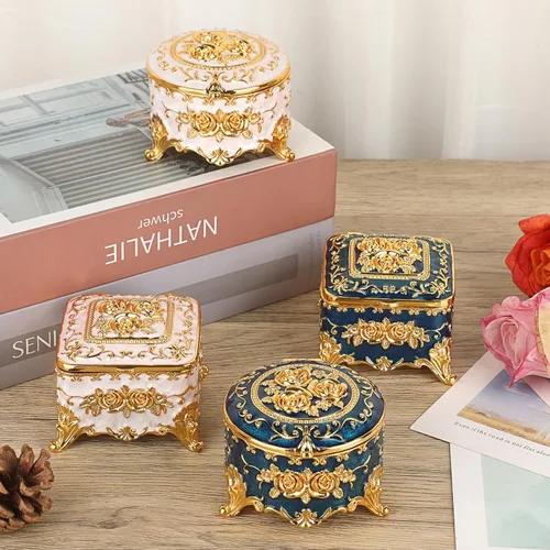 Miniatura 6 de Hipiwe Joyero de metal antiguo para anillos, aretes, caja de tesoros, caja pequeña de baratija, caja redonda de exhibición de joyas, organizador