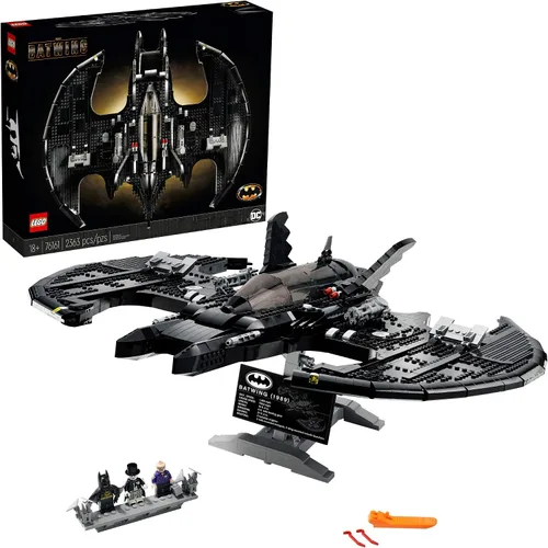 Miniatura 4 de LEGO DC Batman 1989 Batwing 76161 Modelo exhibible con un vehículo construible y figuras coleccionables: Batman, The Joker - Versión Mime y Lawrence